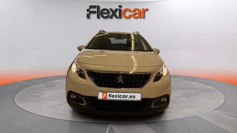 Usado Peugeot 2008 Allure 131 CV (96 kW) 2019 Blanco SUV