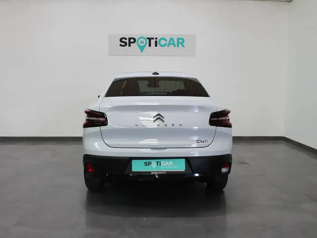Usado Citroën C4 X PureTech 100 CV (73 kW) 2024 Blanco SUV