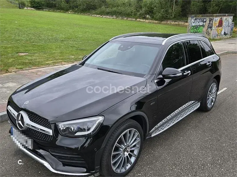 Usado Mercedes GLC300e 320 CV (235 kW) 2020 Negro SUV