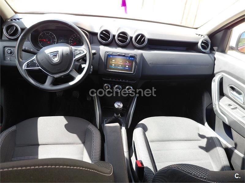 Usado Dacia Duster Prestige 90 CV (66 kW) 2021 Granate SUV