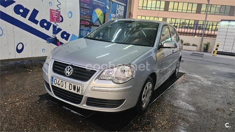 Gris / plata Usado 2006 VW Polo Match Berlina | 3800 € (Precio justo) - Imagen 1/4