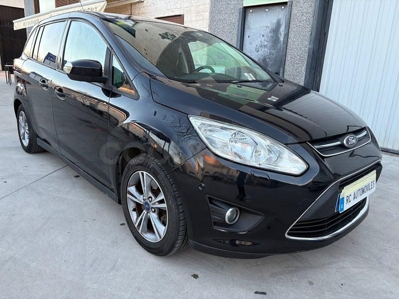 Usado Ford Grand C-Max 125 CV (91 kW) 2014 Negro Monovolumen