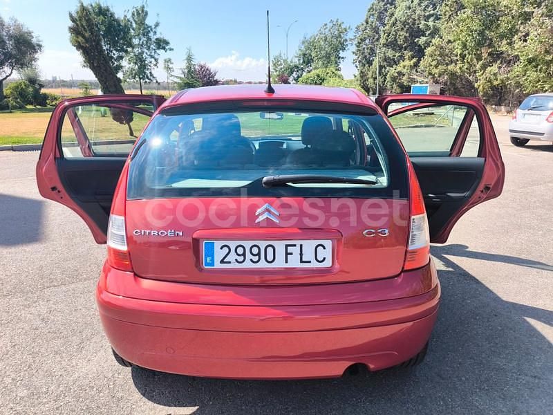 Usado Citroën C3 90 CV (66 kW) 2007 Granate Utilitario