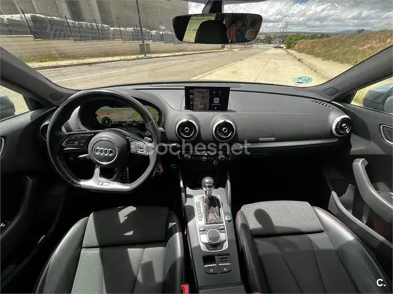 Usado Audi S3 300 CV (220 kW) 2014 Azul Berlina