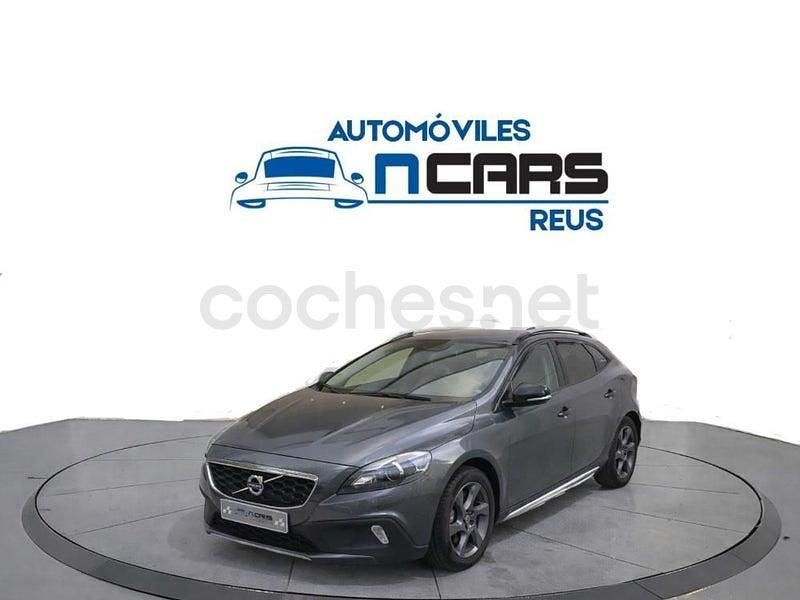 Usado Volvo V40 CC Summum 150 CV (110 kW) 2014 Gris / plata Familiar