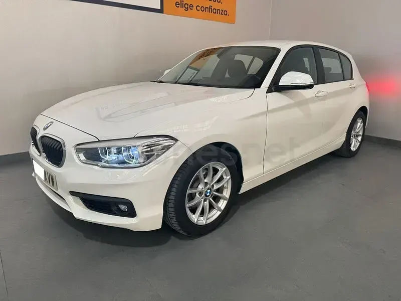 Usado BMW 118 136 CV (100 kW) 2019 Blanco Berlina