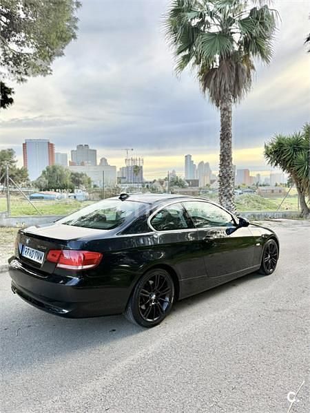 Usado BMW 325 218 CV (160 kW) 2007 Negro Coupe