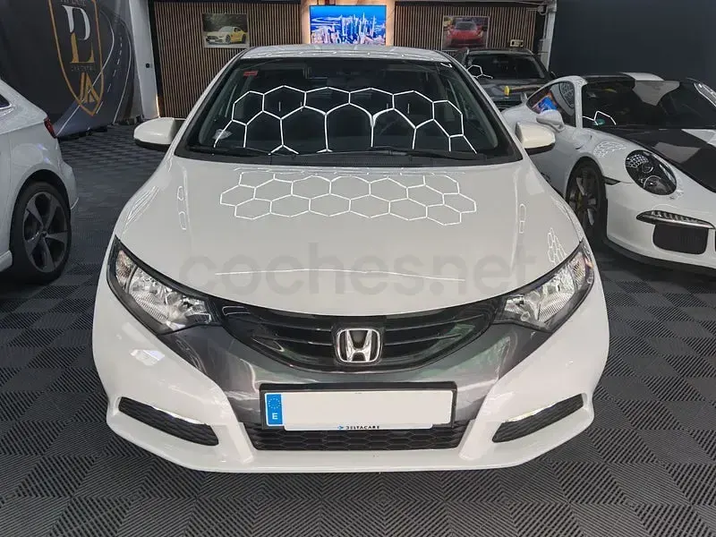 Usado Honda Civic Sport 100 CV (73 kW) 2013 Blanco Berlina