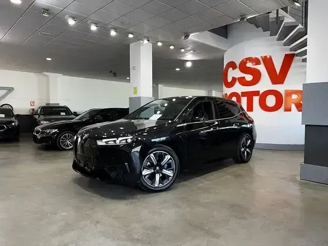 Usado BMW iX 239 kW (326 CV) 2023 Negro SUV