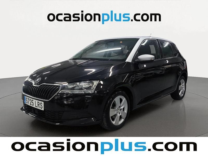 Usado Skoda Fabia Ambition 95 CV (69 kW) 2021 Negro Utilitario