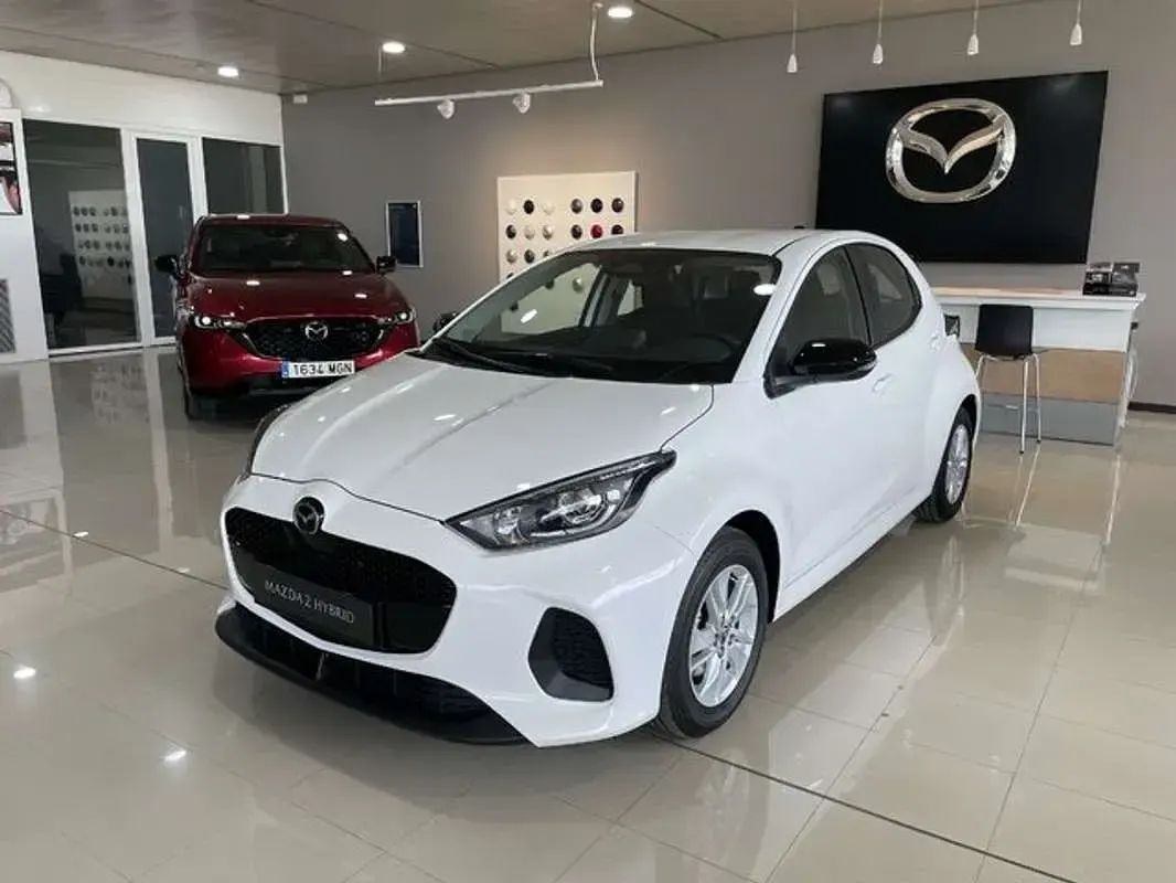 Nuevo Mazda 2 Center-Line 116 CV (85 kW) 2025 Blanco Utilitario