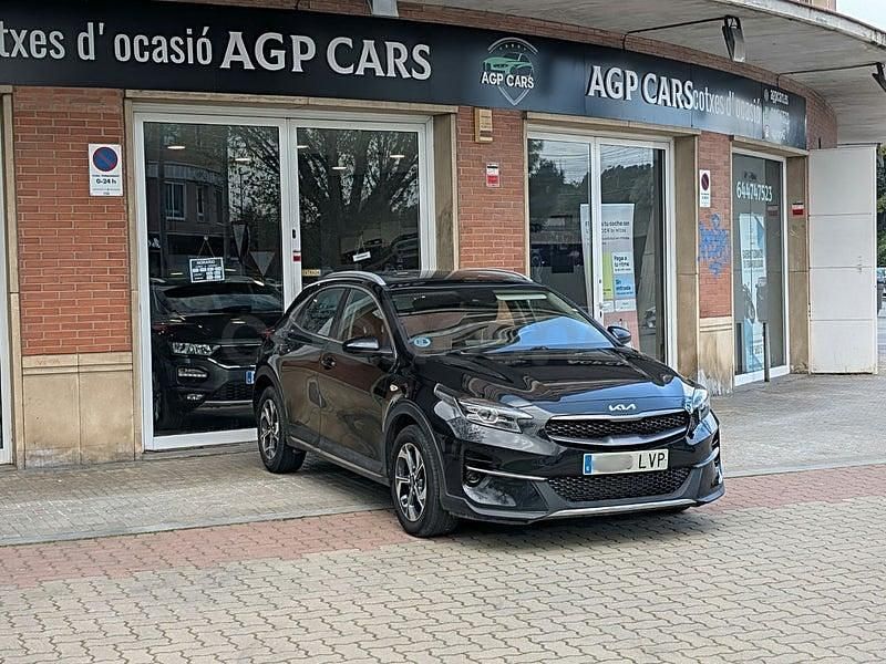 Usado Kia XCeed 120 CV (88 kW) 2022 Negro SUV