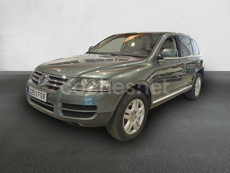 Gris / plata Usado 2006 VW Touareg SUV | 8900 € (Precio justo) - Imagen 1/4