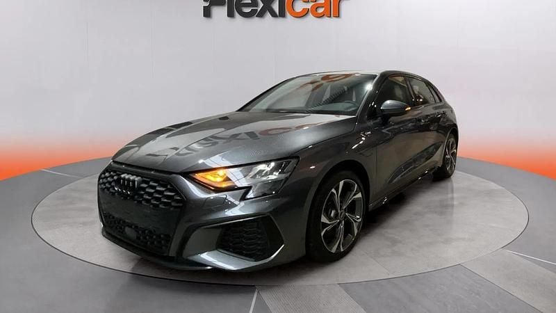 Usado Audi A3 S-Line 204 HP (150 kW) 2021 Cinzento Sedan