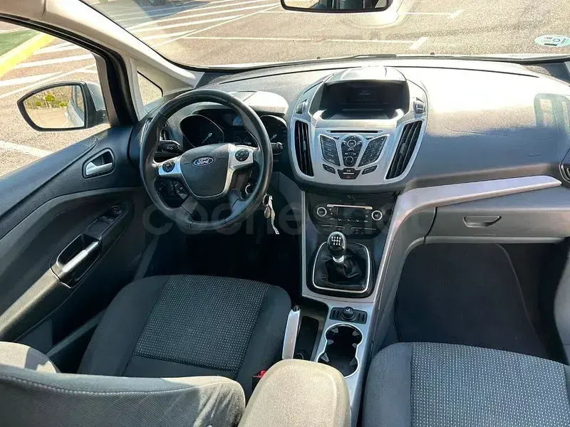 Usado Ford C-MAX Trend 125 CV (91 kW) 2014 Blanco Monovolumen