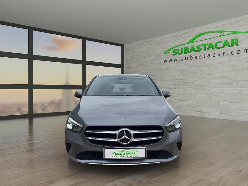 Usado Mercedes B200 150 CV (110 kW) 2020 Gris Monovolumen