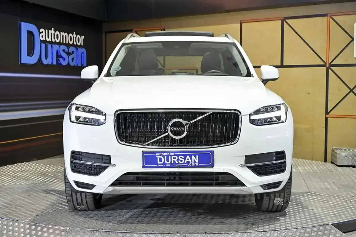 Usado Volvo XC90 Momentum 235 CV (172 kW) 2019 Blanco SUV