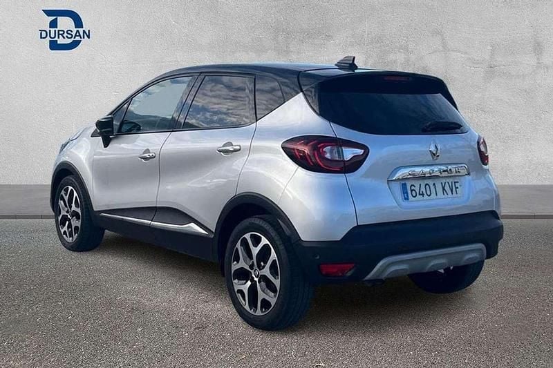 Usado Renault Captur Zen 150 CV (110 kW) 2019 Gris SUV
