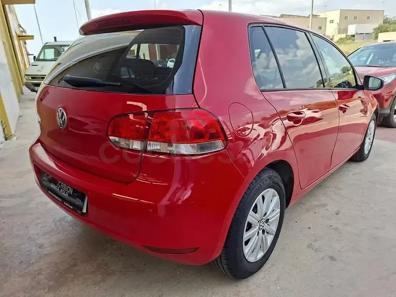 Usado VW Golf VI Advance 105 CV (77 kW) 2010 Rojo Utilitario