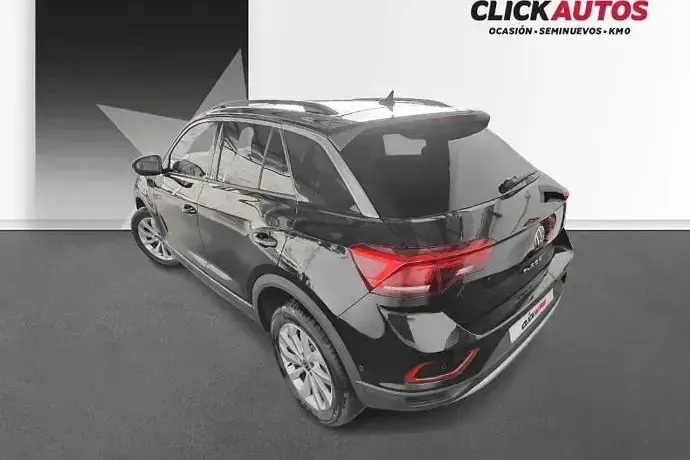 Usado VW T-Roc 116 CV (85 kW) 2025 SUV