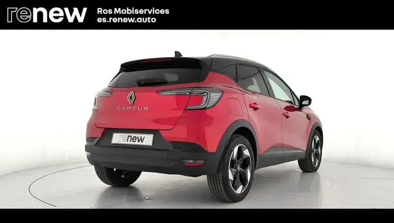 Usado Renault Captur Techno 100 CV (73 kW) 2025 Rojo SUV