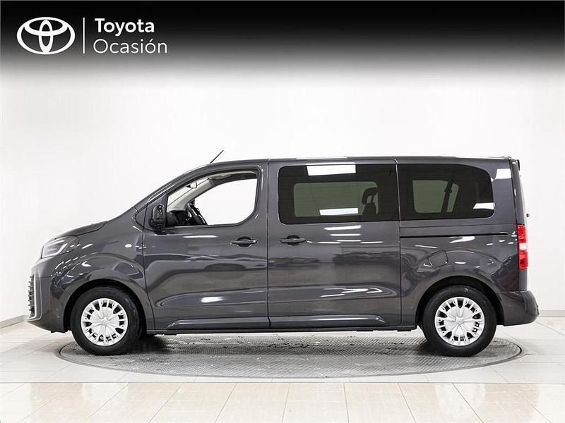Usado Toyota Proace Verso Plus 145 CV (106 kW) 2025 Gris Familiar