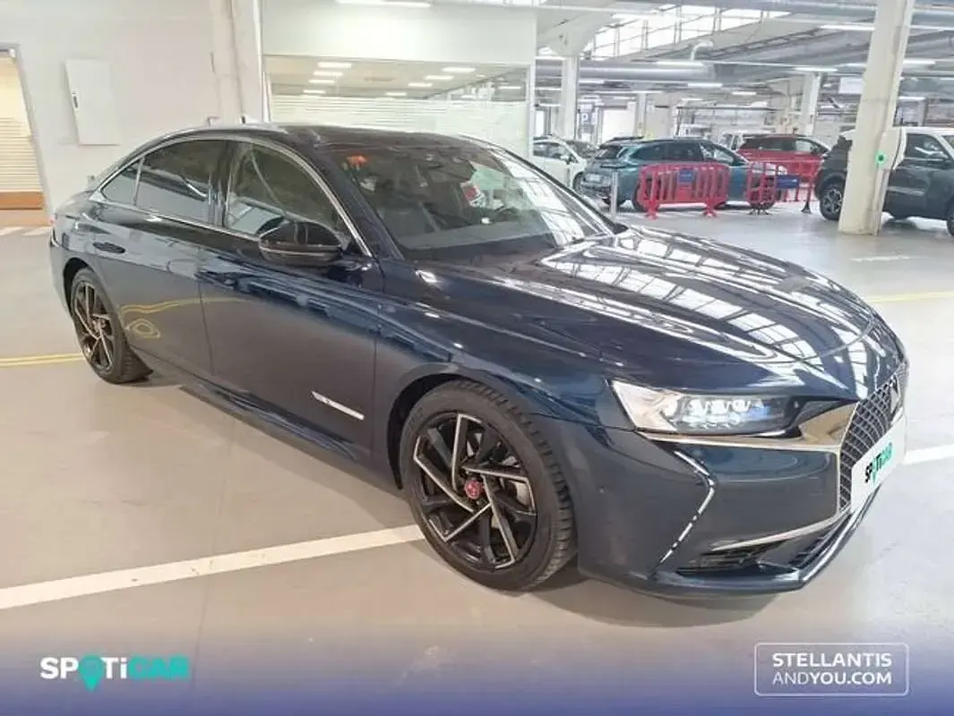 Usado DS Automobiles DS9 Performance Line Plus 226 CV (166 kW) 2021 Azul Berlina