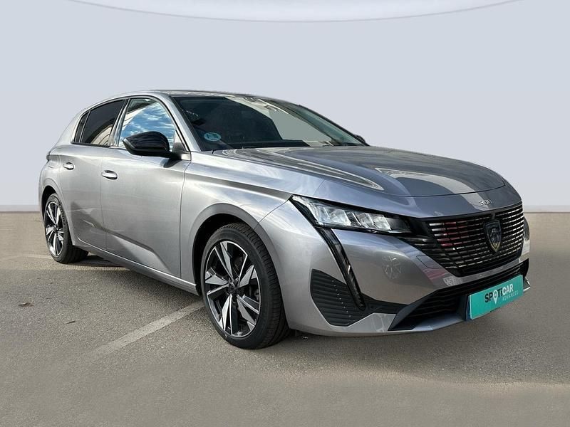 Usado Peugeot 308 Allure 131 CV (96 kW) 2022 Gris