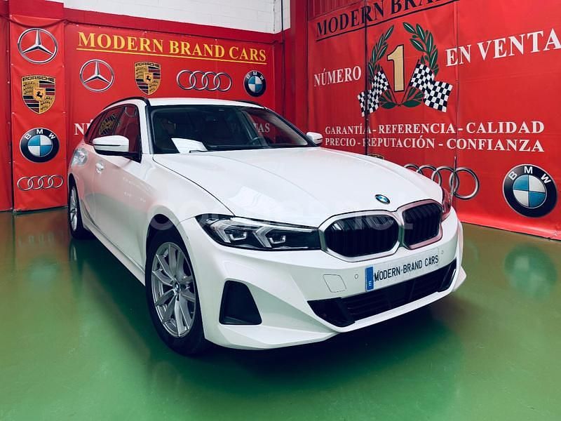 Blanco Usado 2022 BMW 318 Familiar | 26.990 € (Un poco caro) - Imagen 1/4