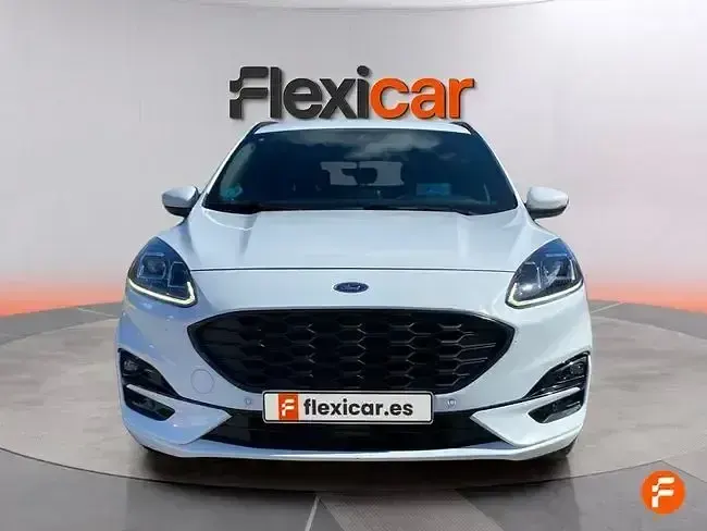 Usado Ford Kuga ST-Line 150 CV (110 kW) 2022 Blanco SUV