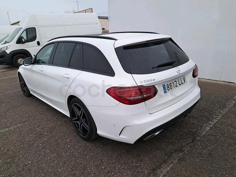Usado Mercedes C220 194 CV (142 kW) 2021 Blanco Familiar