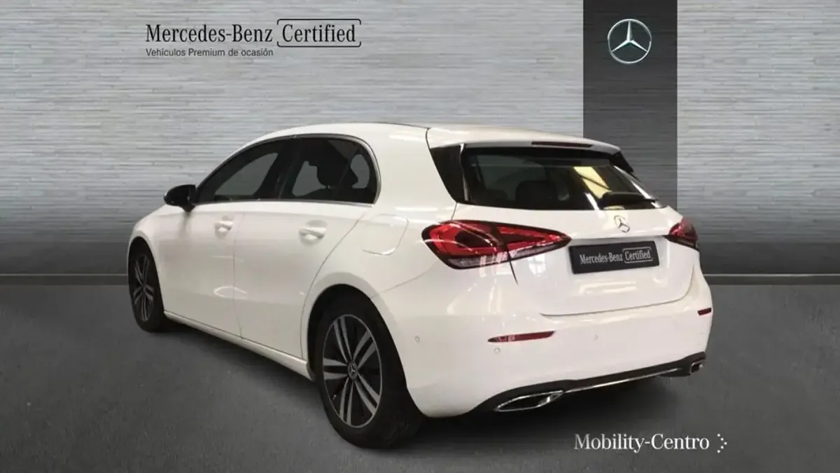 Usado Mercedes A200 Progressive 163 CV (119 kW) 2022 Blanco polar  pintura unicolor Berlina