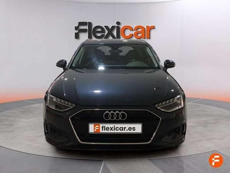 Usado Audi A4 Premium 136 CV (100 kW) 2022 Gris Familiar