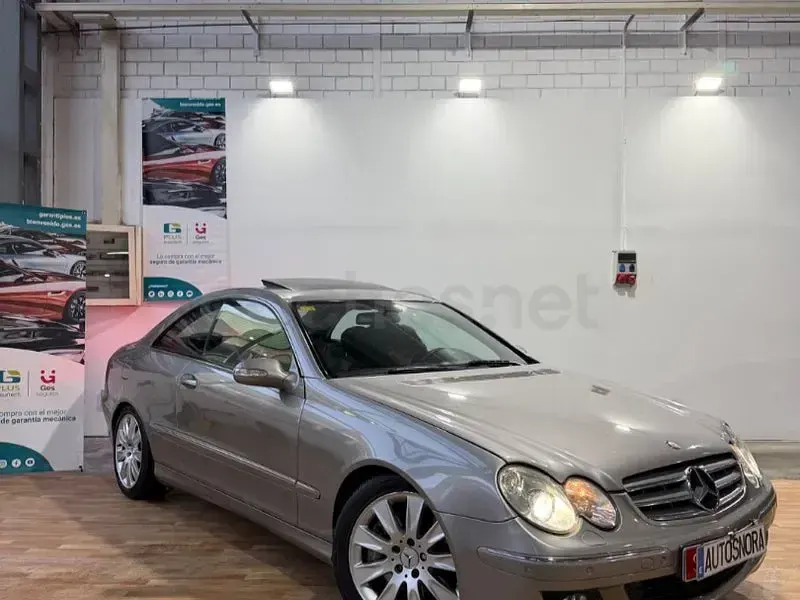 Usado Mercedes CLK320 Avantgarde 224 CV (164 kW) 2007 Beige Coupe