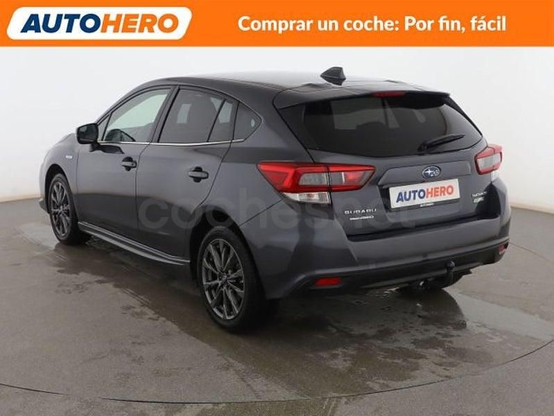 Usado Subaru Impreza 150 CV (110 kW) 2024 Gris / plata Utilitario