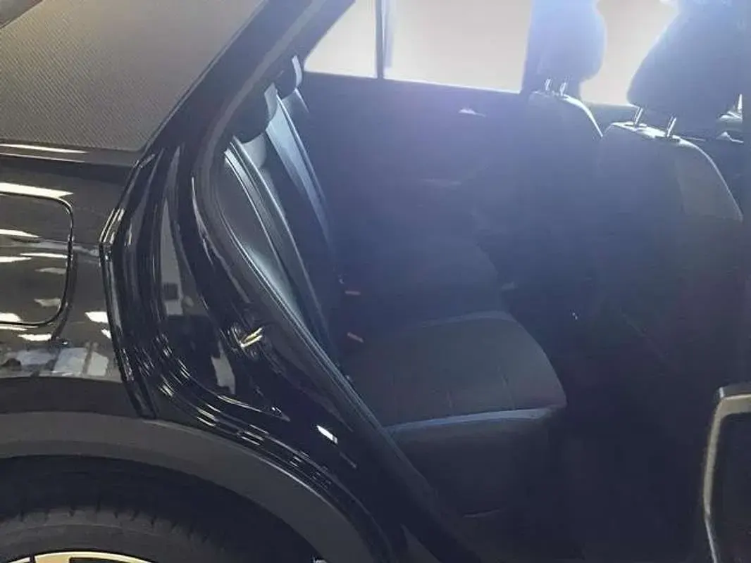 Usado VW T-Roc 116 CV (85 kW) 2025 Negro SUV