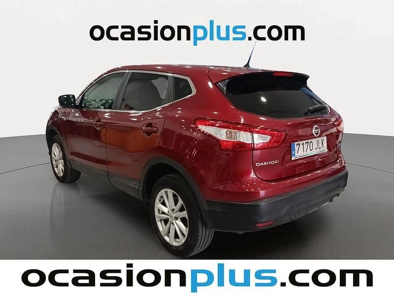 Usado Nissan Qashqai Acenta 110 CV (80 kW) 2016 Rojo SUV
