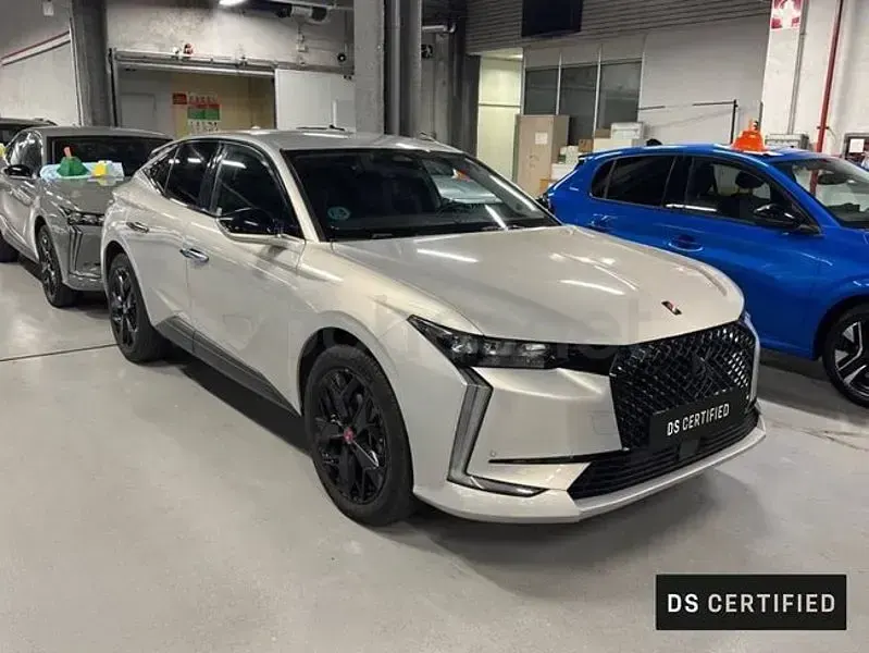 Usado DS Automobiles DS4 Performance 130 CV (95 kW) 2024 Gris / plata SUV