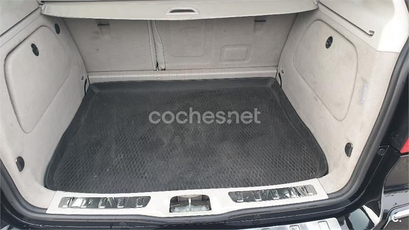 Usado Mercedes B180 109 CV (80 kW) 2011 Negro Monovolumen