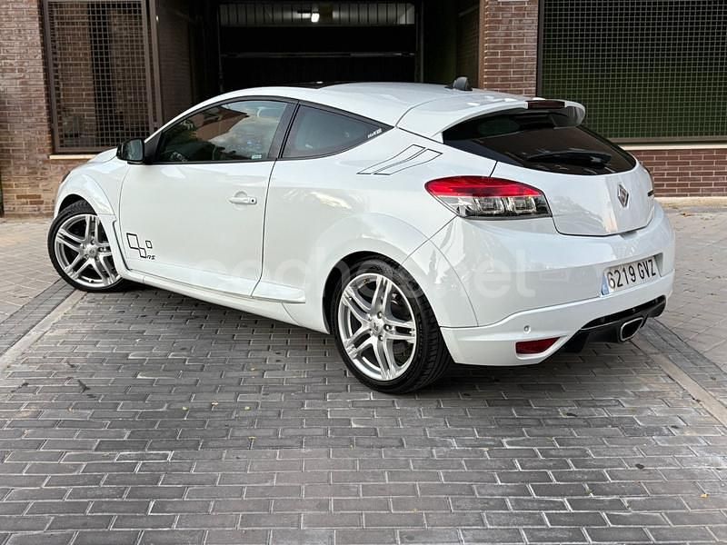 Usado Renault Mégane 250 CV (183 kW) 2010 Blanco Berlina