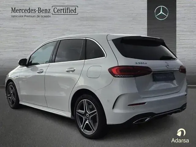 Usado Mercedes B250e 218 CV (160 kW) 2021 Blanco polar Utilitario