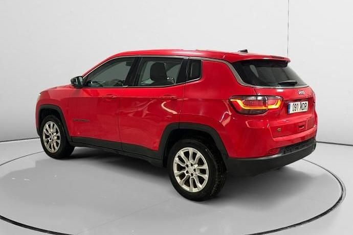 Usado Jeep Compass Night Eagle 131 CV (96 kW) 2023 Rojo SUV