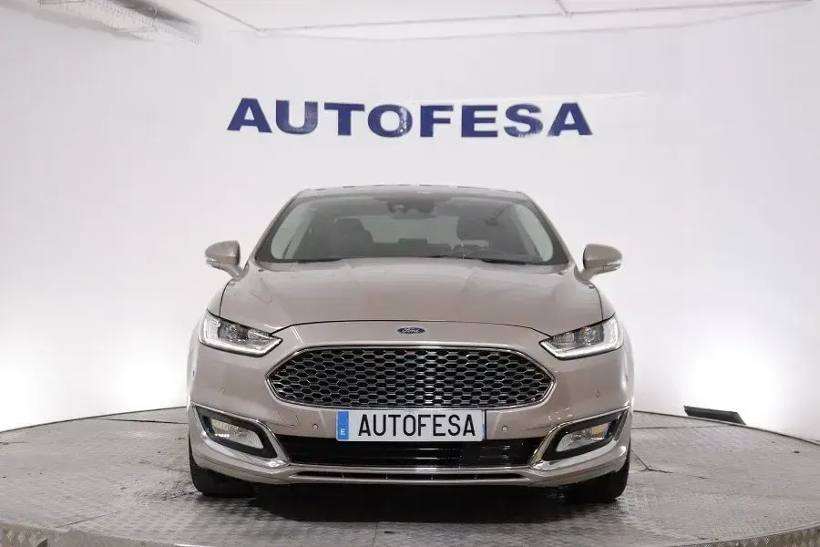 Usado Ford Mondeo Vignale 187 CV (137 kW) 2019 Beige Berlina