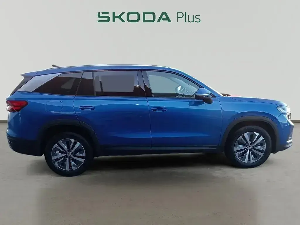 Usado Skoda Kodiaq Selection 150 CV (110 kW) 2025 Azul SUV