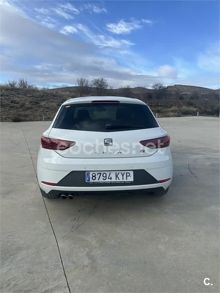 Usado Seat Leon FR 150 CV (110 kW) 2019 Blanco Berlina