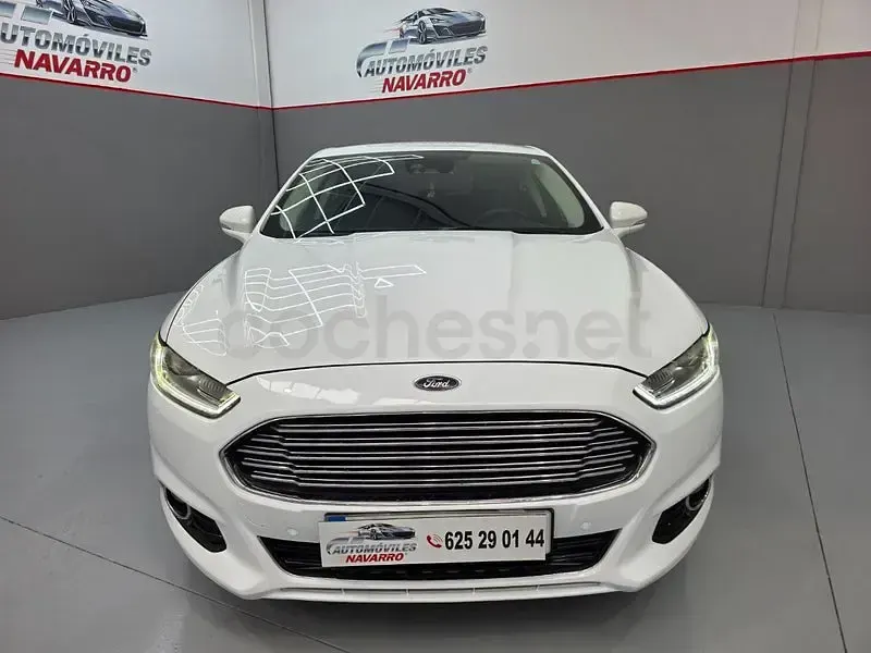 Usado Ford Mondeo Titanium 150 CV (110 kW) 2015 Blanco Berlina