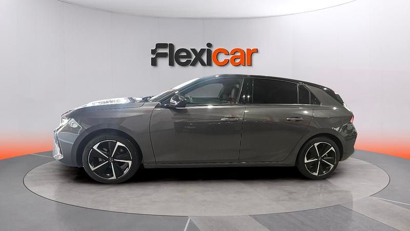 Usado Opel Astra Edition 131 CV (96 kW) 2025 Gris Berlina