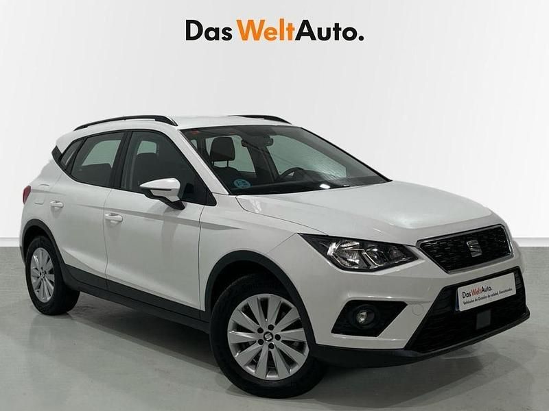 Usado Seat Arona Style 110 CV (80 kW) 2021 Blanco SUV