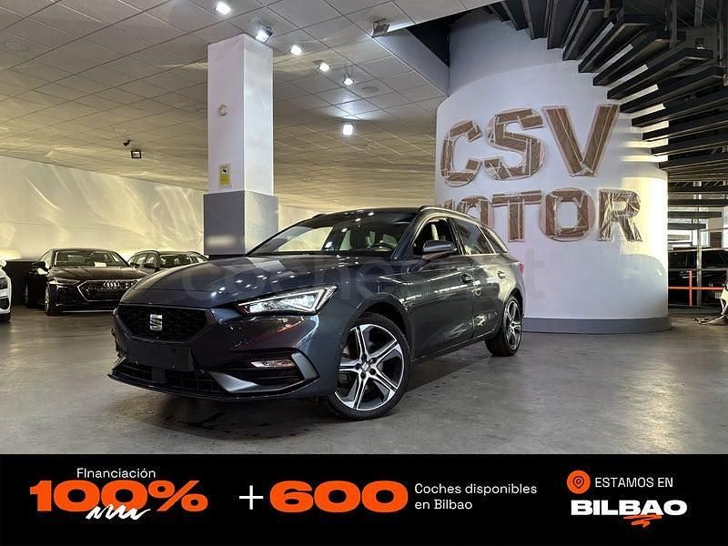 Usado Seat Leon FR 204 CV (150 kW) 2021 Gris / plata Familiar