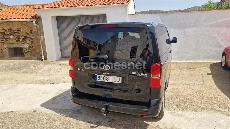 Usado Toyota Proace Verso Active 120 CV (88 kW) 2021 Negro Familiar